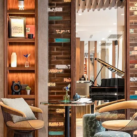 Card 4* Parigi