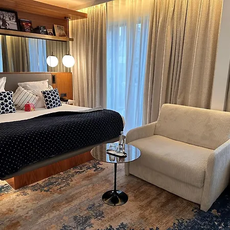 Card Hotel Parigi