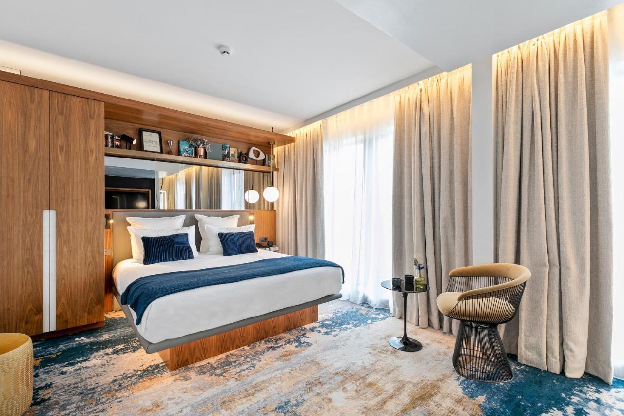 Hotel Card Parigi