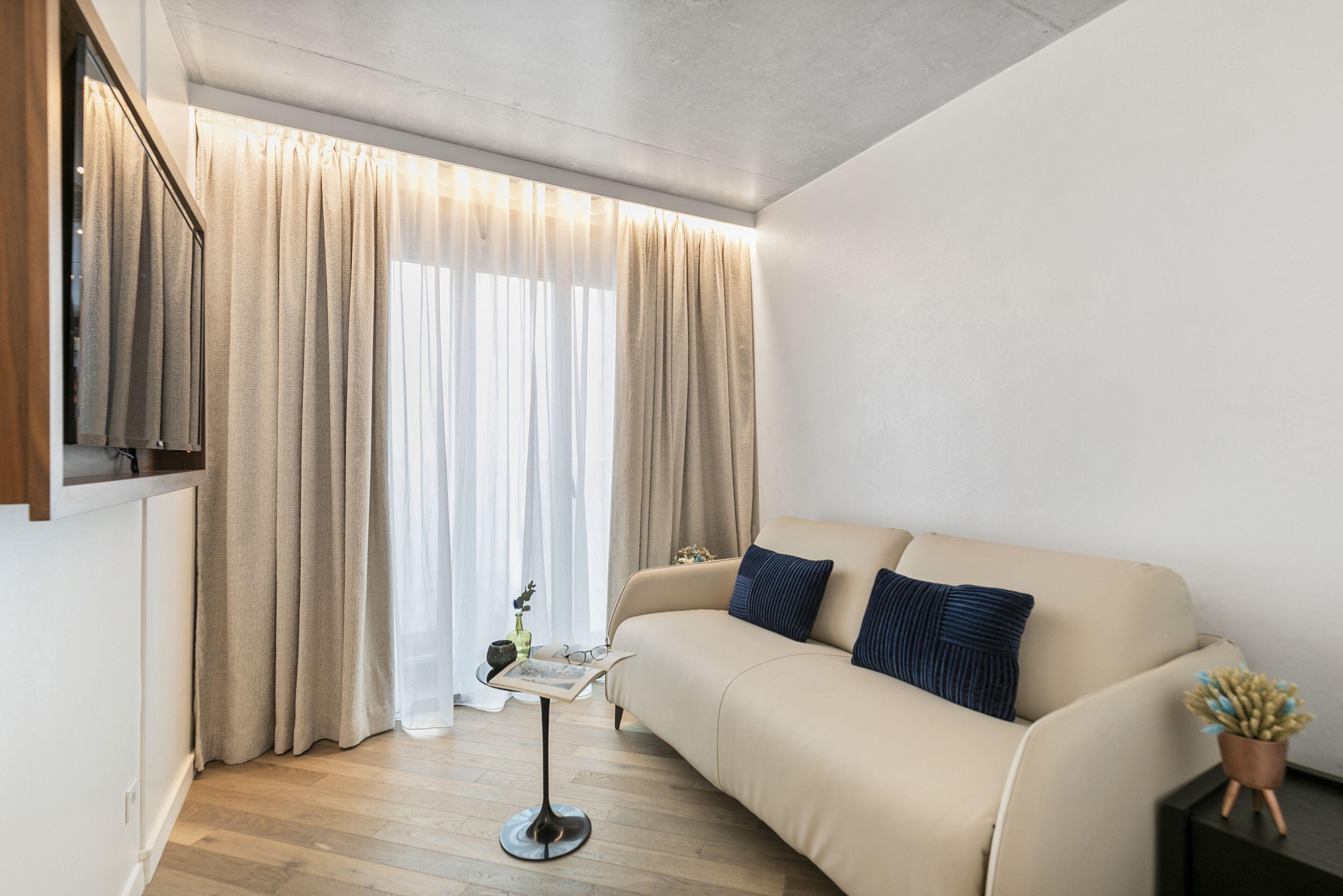 Hotel Card 4*